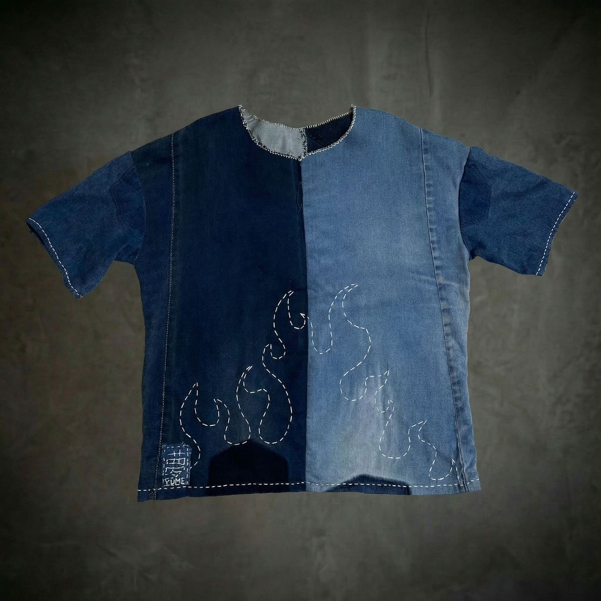 Camisa Box YUME — Blue Flames